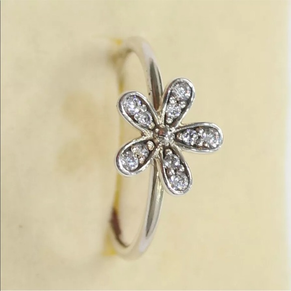 Pandora dazzling daisy silver flower ring Sz 7 - Picture 10 of 12